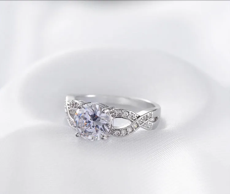 Luxurious Hollow Gold/Silver Plated Crystal Ring