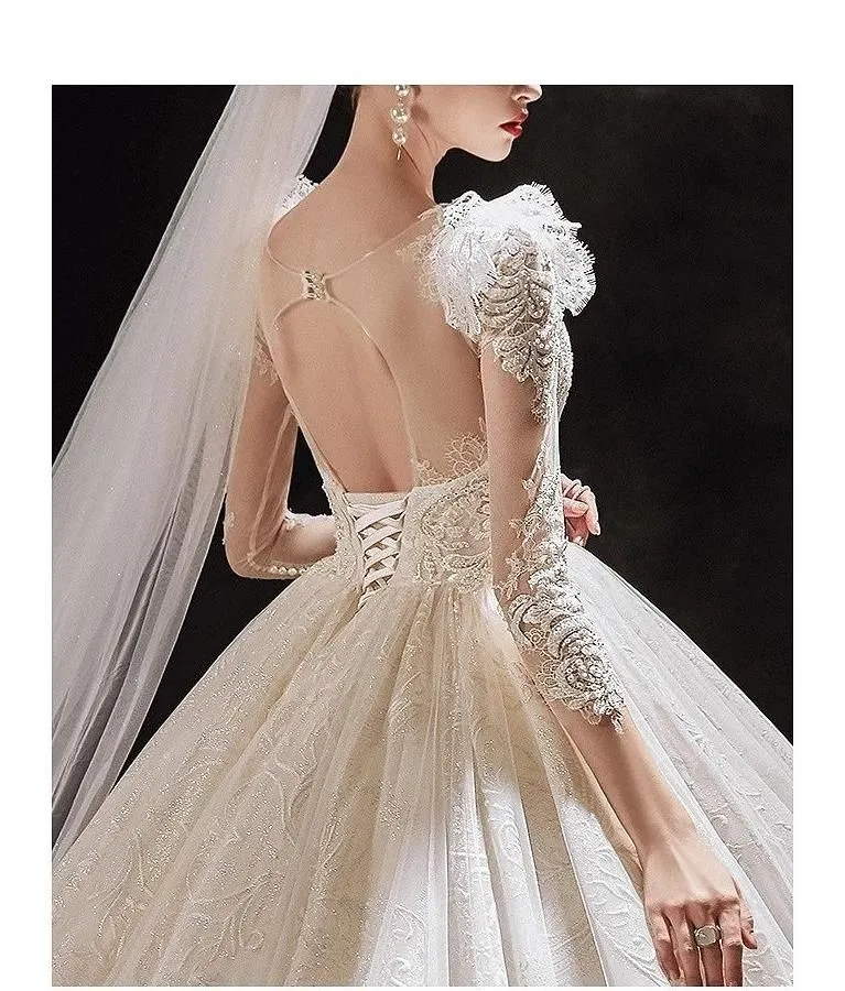 Luxurious Princess Wedding Dresses with Shiny Pearls