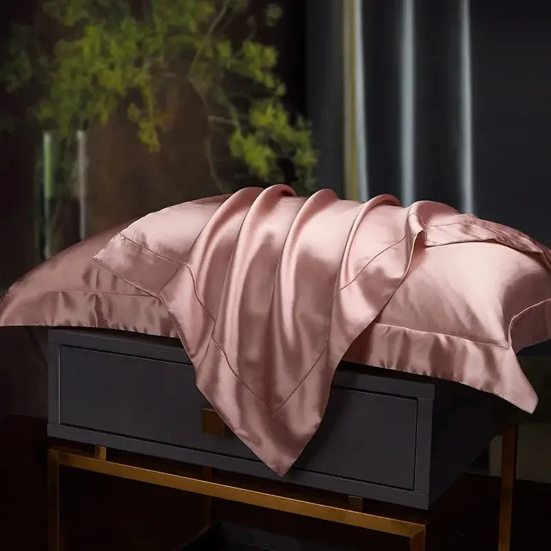Pure Silk Bliss: Luxurious Mulberry Silk Pillowcase