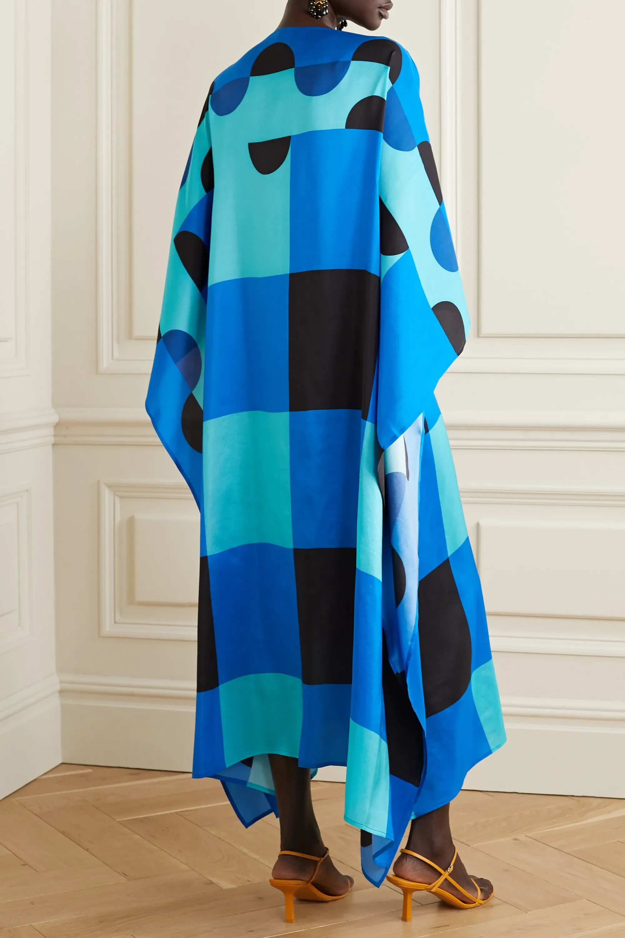 Soft Silk Crepe Luxurious and Lightweight Party Wear Kaftan For Women's