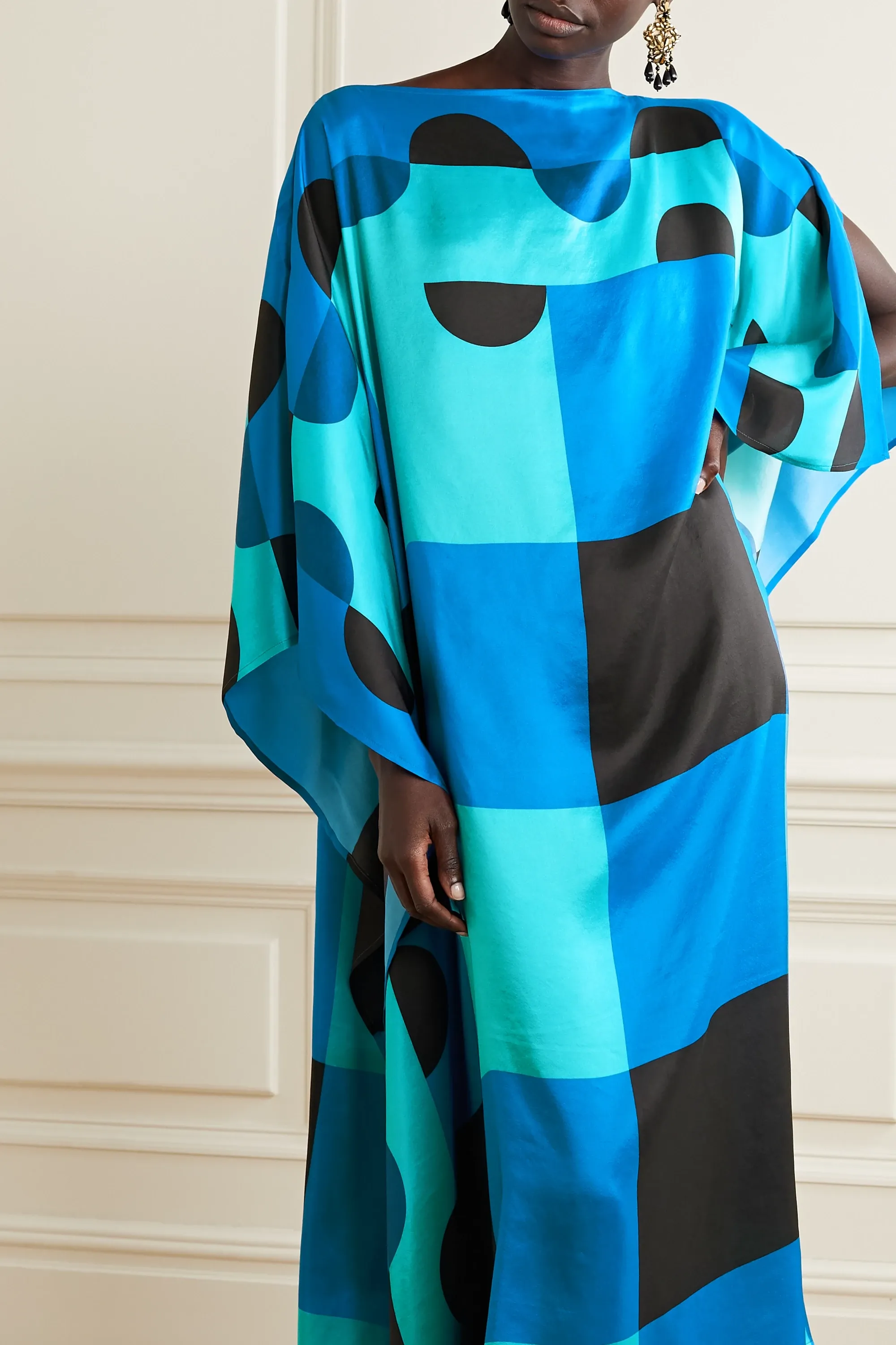 Soft Silk Crepe Luxurious and Lightweight Party Wear Kaftan For Women's